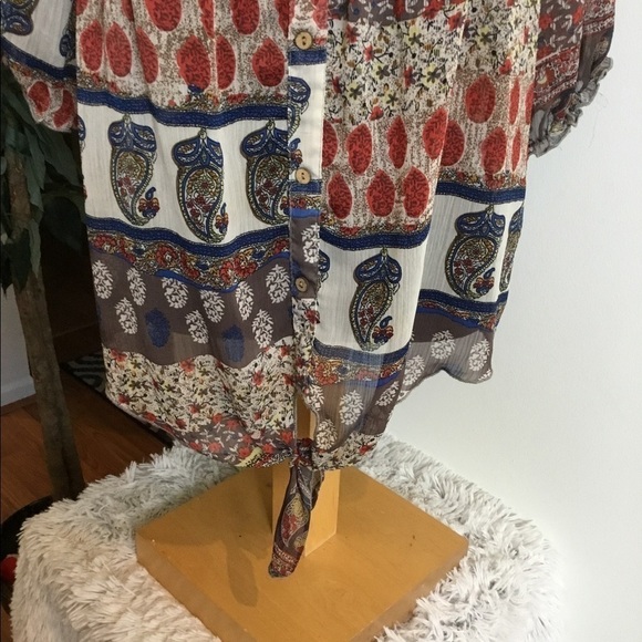 Rue 21  XL tie front semi sheer blouse - Picture 2 of 15